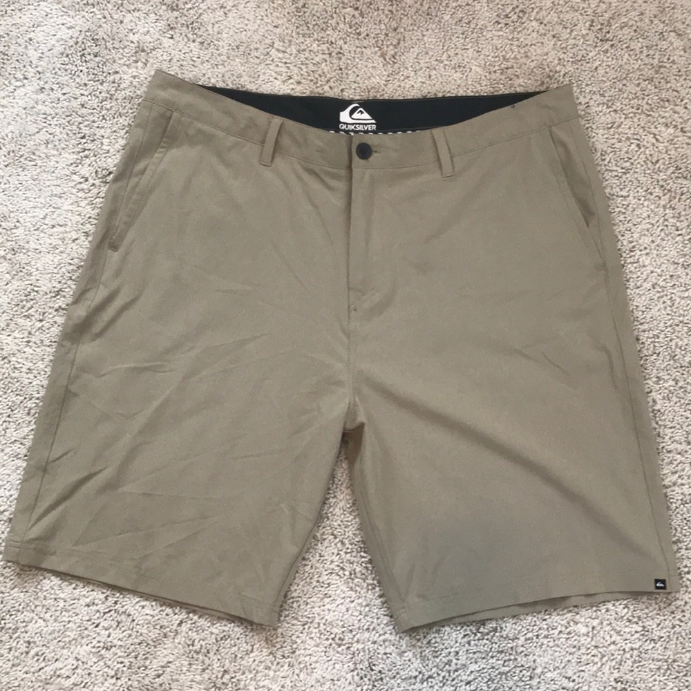 Quicksilver men’s shorts